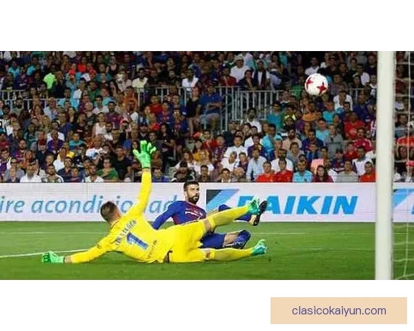 皮克在巴萨时期表现稳健，助队伍多次夺冠成就辉煌。