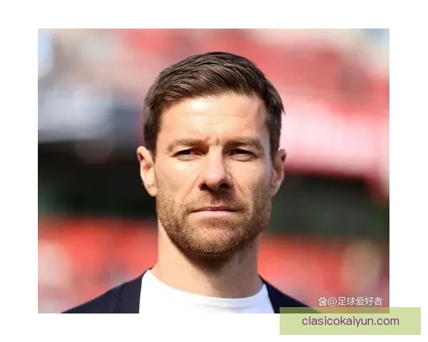 阿隆索执教表现稳健，战术体系清晰，潜力备受期待